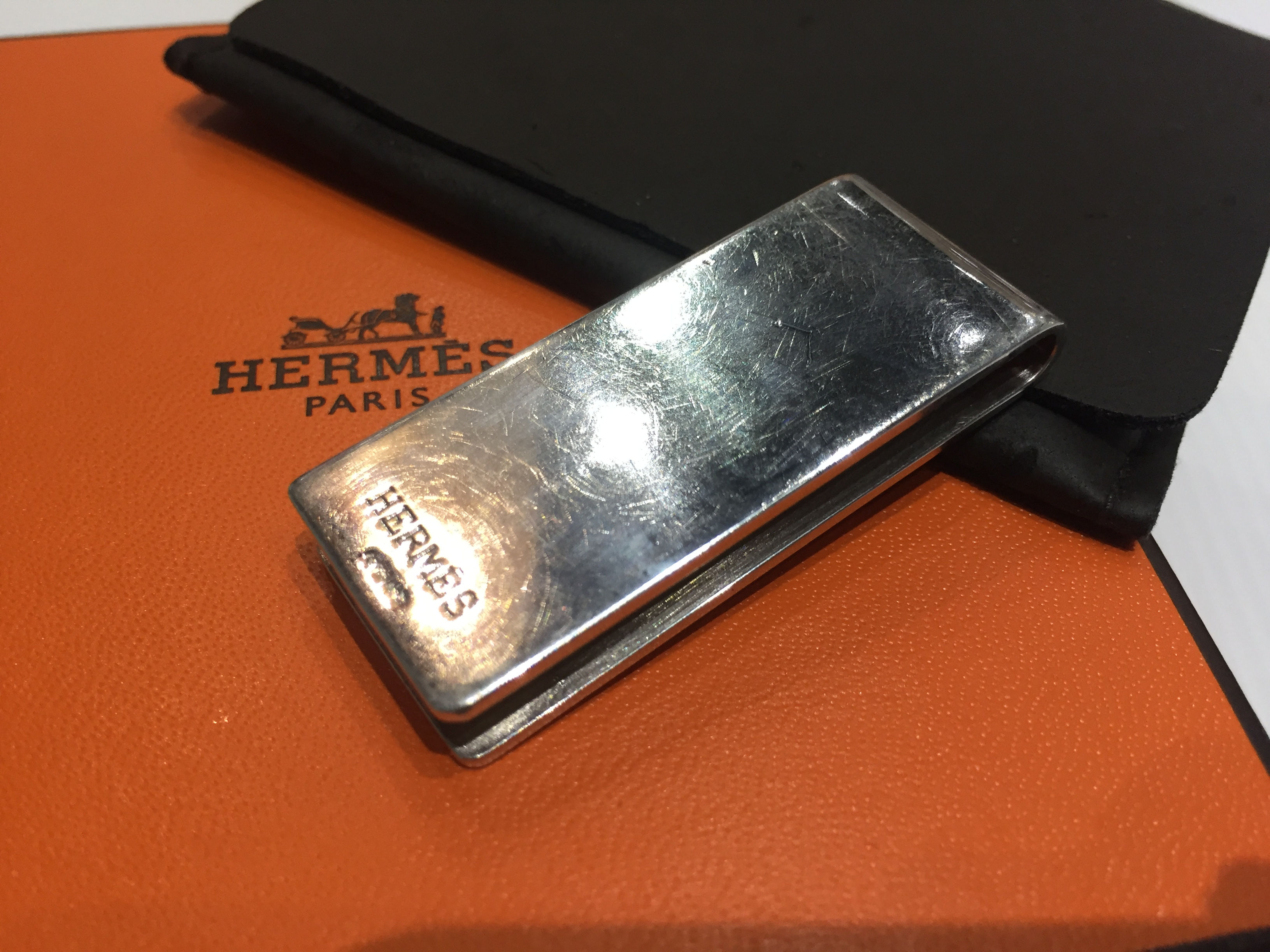 HERMES   MONEY CLITP        BOX&CASE        SILVER  