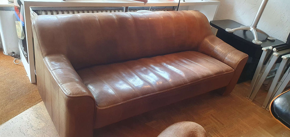 De Sede Sofa DS 44. Vintage. 3sitzer. Büffel Leder. H71 , L185 , T83 cm.