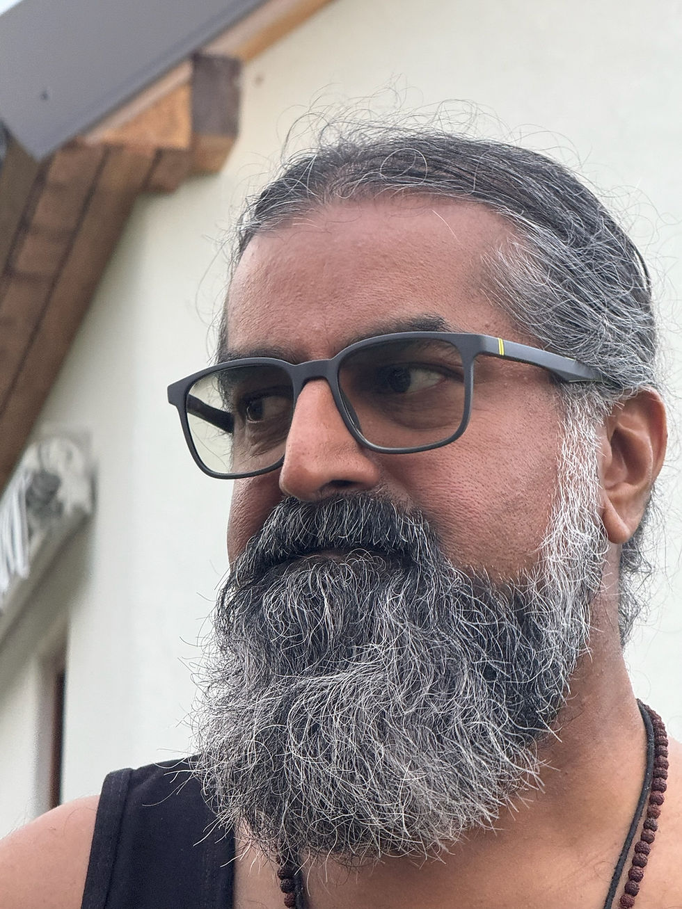 Stories of Mohanji’s trust misused