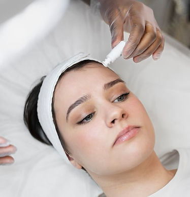 person-getting-micro-needling-beauty-treatment_23-2149334258.jpg