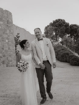 Braut und Bräutigam vor der Hochzeit