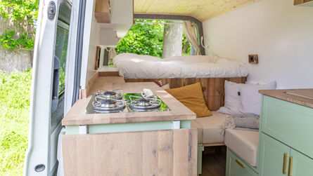 Homologeren tot camper: aan welke regels moet je busje voldoen?