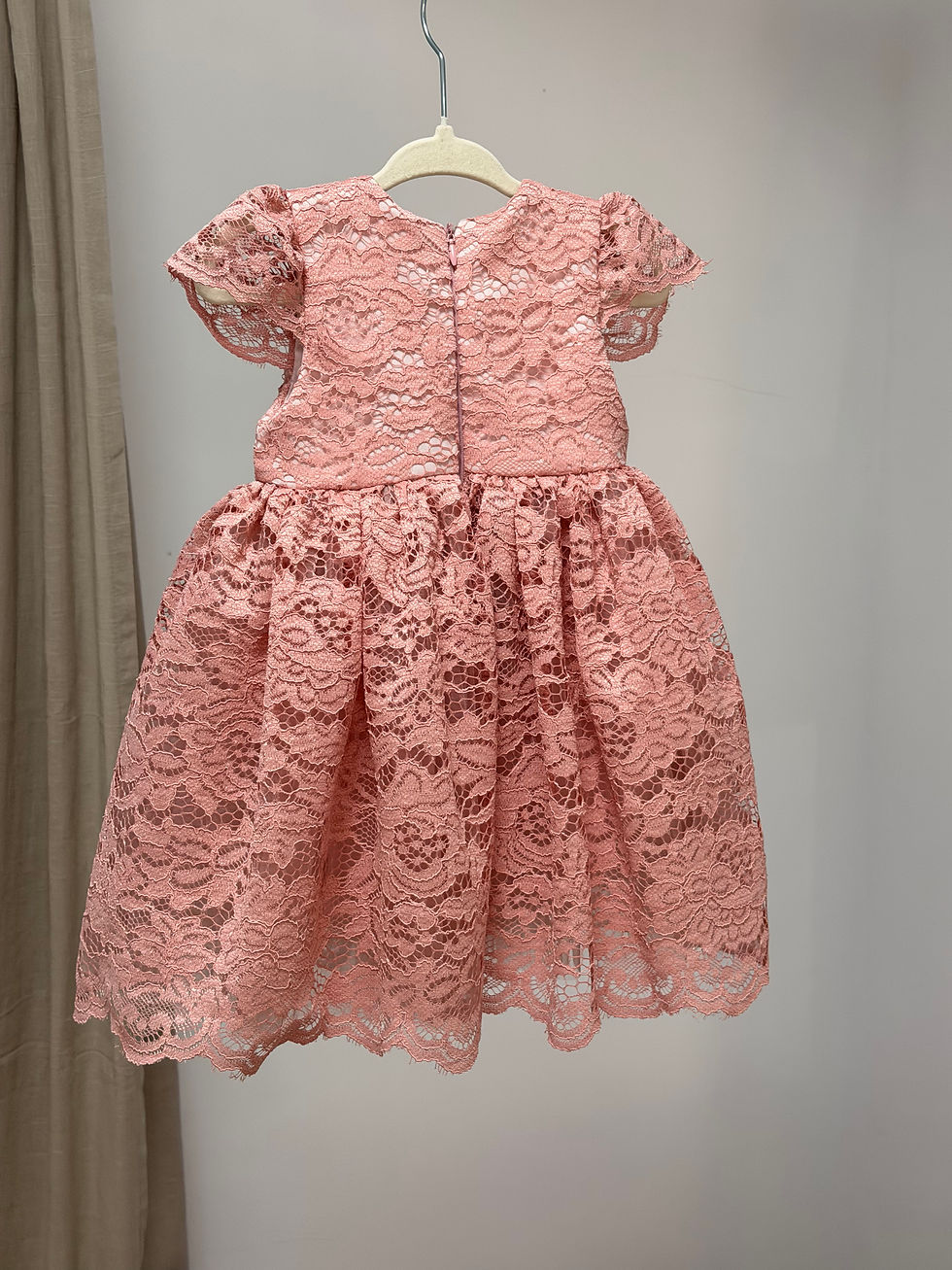 Thumbnail: Rochița Dalia 