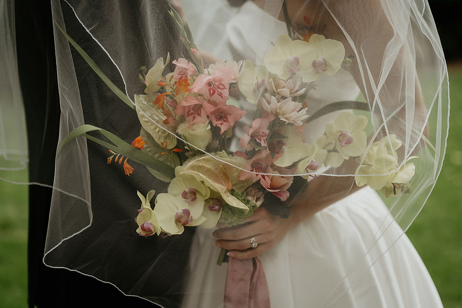 Wedding venue near Portland Oregon with garden ceremony spaces