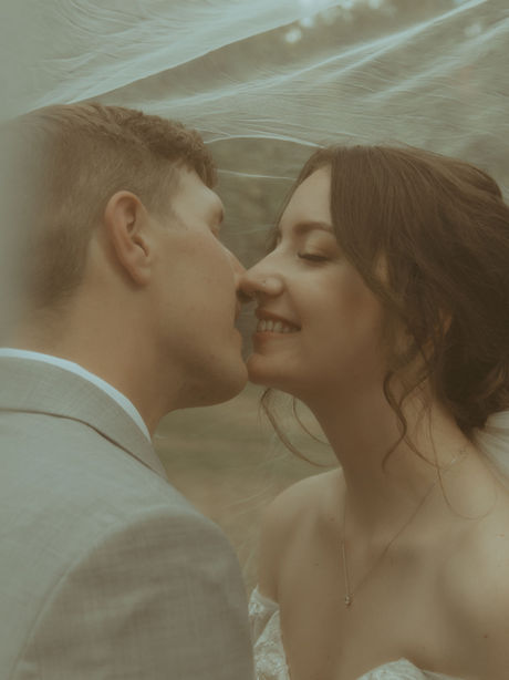 HOLLIE + JACOB'S ABIGAIL'S GARDEN WEDDING