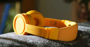 Review of children's bluetooth earbuds BuddyPhones