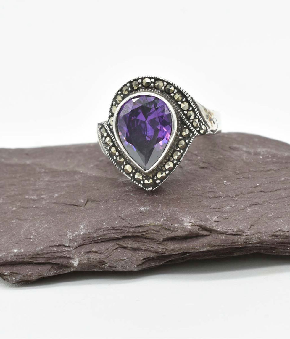 Thumbnail: 925 Silver Amethyst & Marcasite Vintage Style Ring