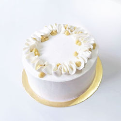 season-Durian-cakes-with-fresh-musang-king-durian