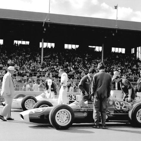 Trenton 200 September 1963         Jim Clark Drives the Lotus
