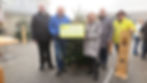 Schecküberreichung von Bürgermeister Martin Leopoldinger, Käsehütte-Betreiber Karl Stix und Versteigerungsleiter Johann Schwaiger und Pater Stefan Obergfell an die ehrenamtliche Generalsekretärin der MIssion Hoffnung, Barbara Steinkellner.