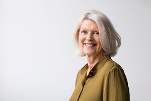 Mujer mayor segura