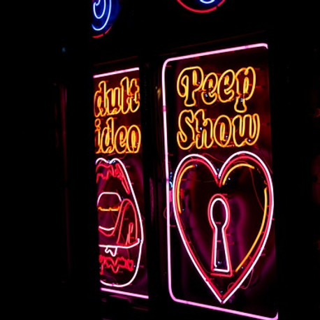 nightclub-6905809_640.jpg