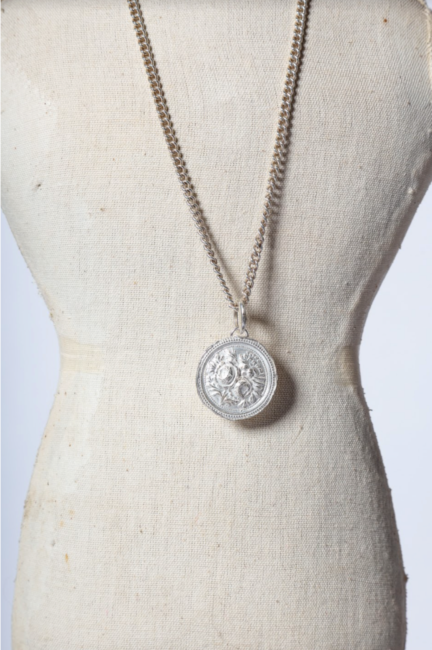 Roses in Bloom Pendant