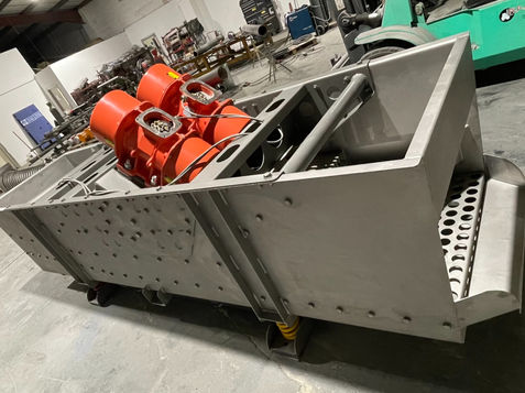 Vibrating screen