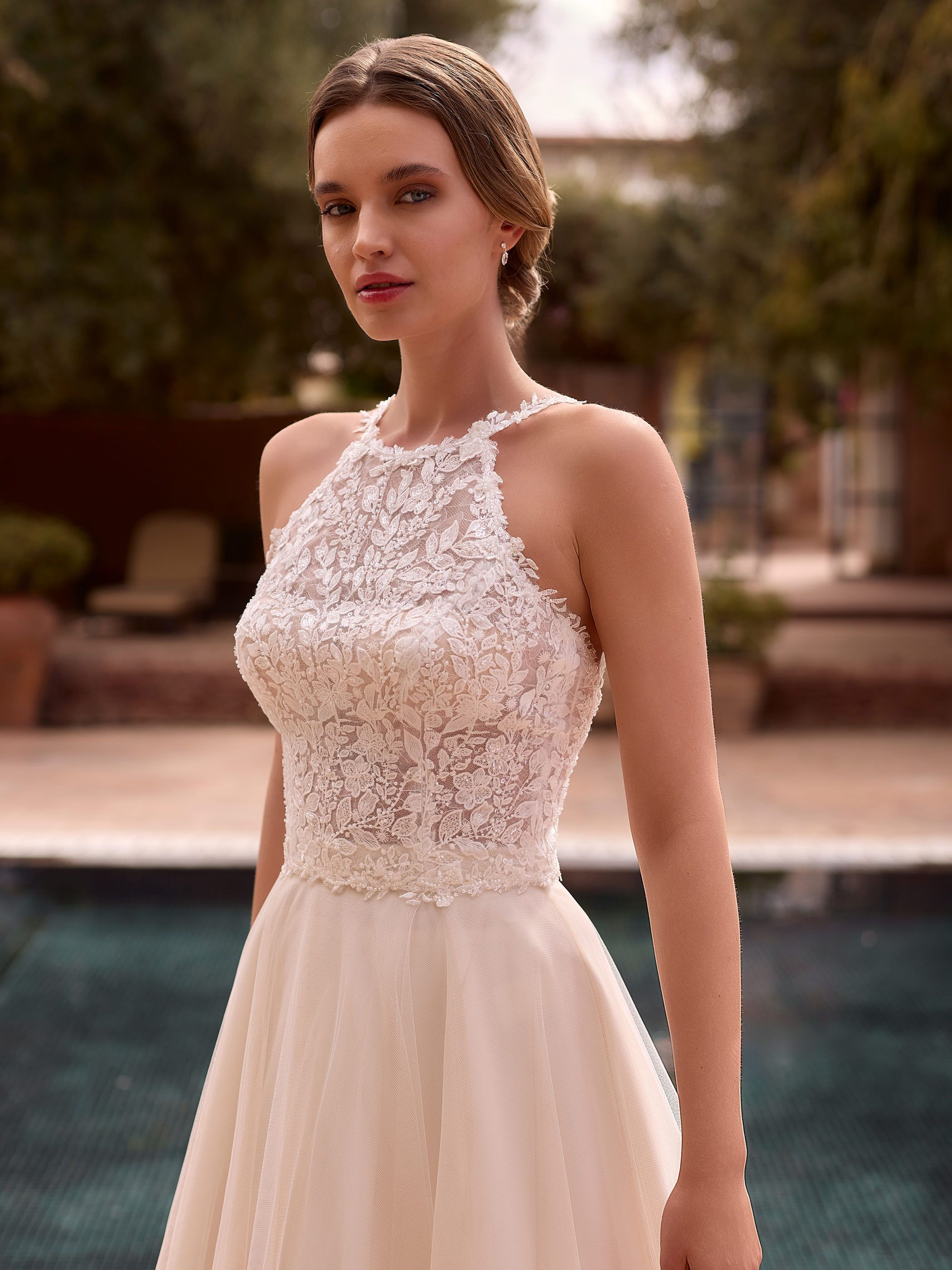 Abiti da sposa semplici Online