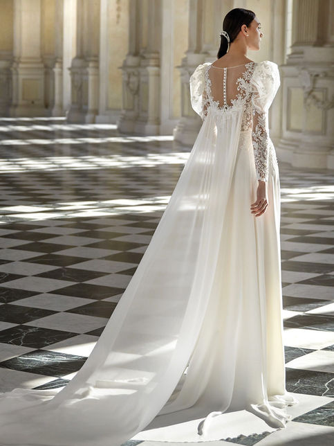 Fiorenza Pronovias - abito da sposa in crepe dalla linea scivolata