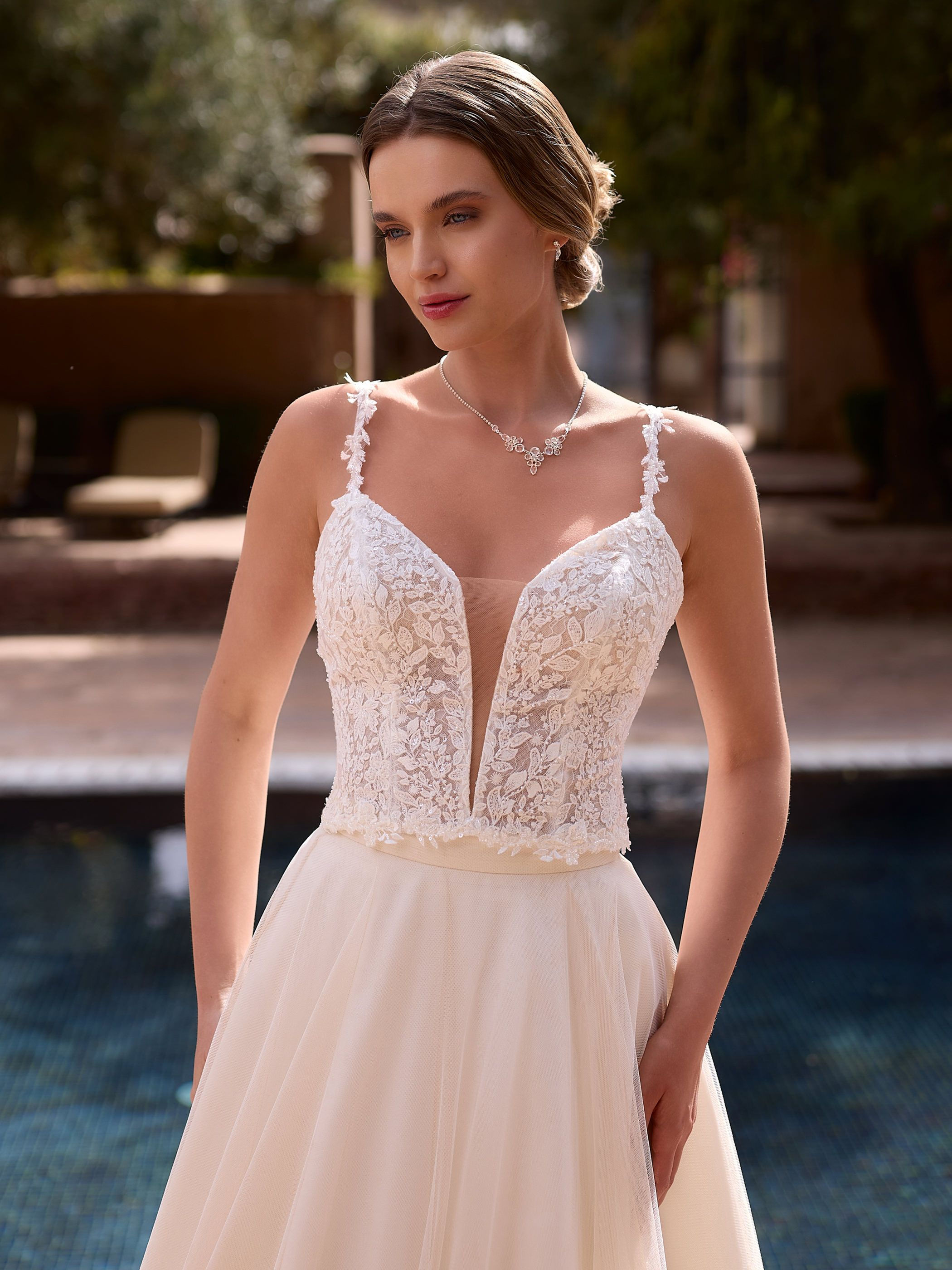Corpetto da sposa in tulle e pizzo