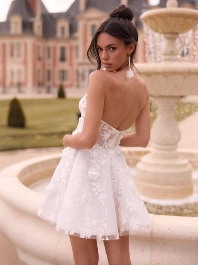 Abito da sposa corto in pizzo 3D, ideale secondo abito