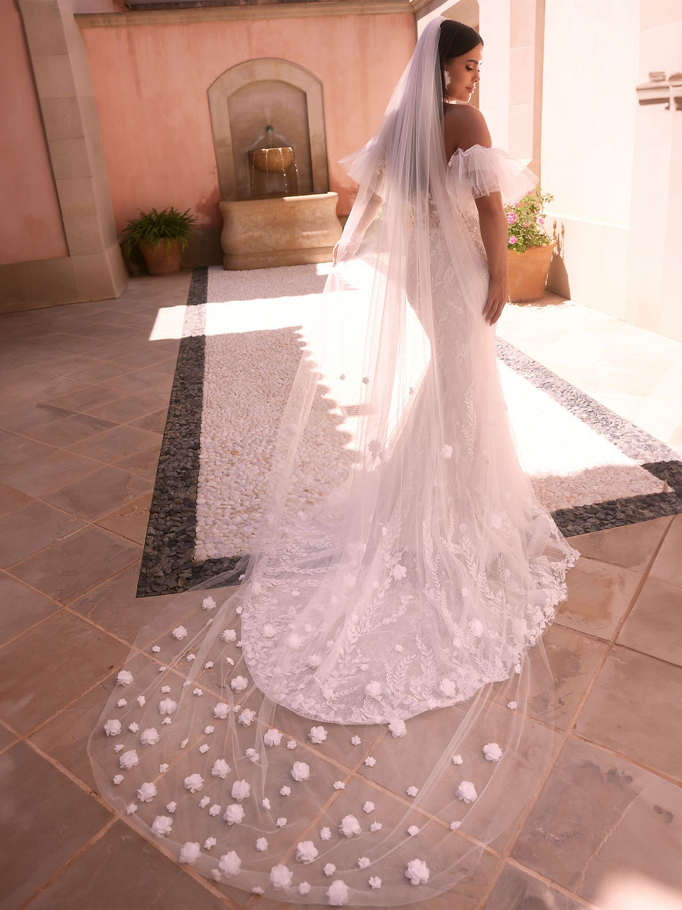 Thumbnail: Veli da sposa economici - Shop Online