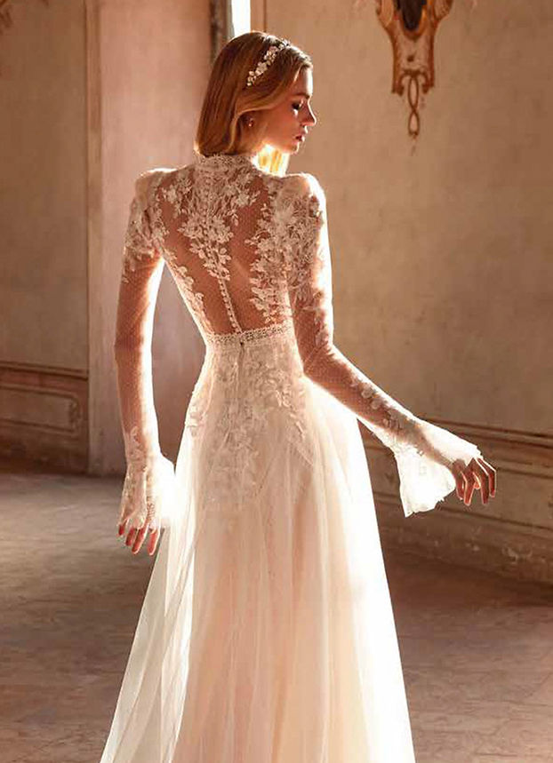 Abito da sposa flow A-line a collo alto