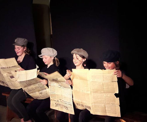 photo crieurs journaux1.jpeg