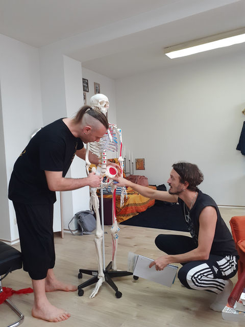 Massage Ausbildung - Bodymind Therapy Berlin