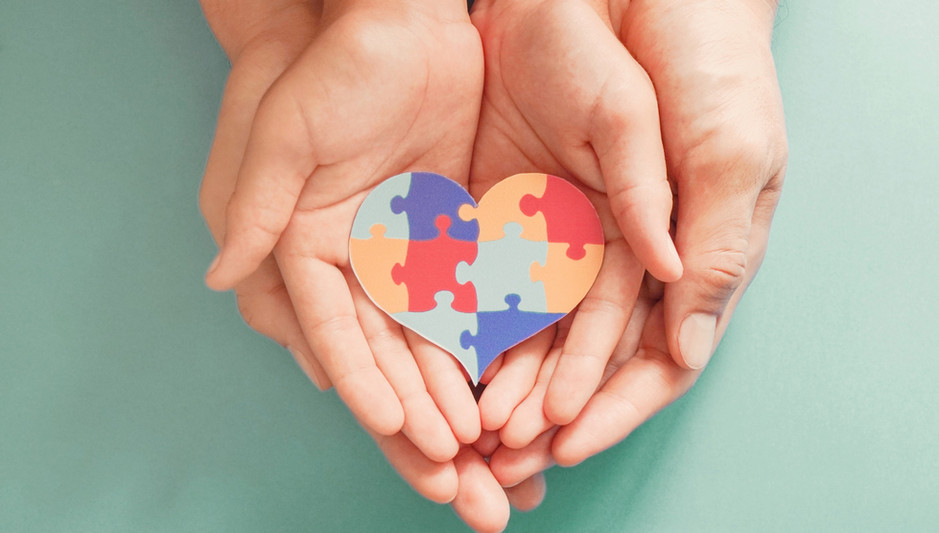 Holding-Hearts-CIC-Therapy_edited.jpg
