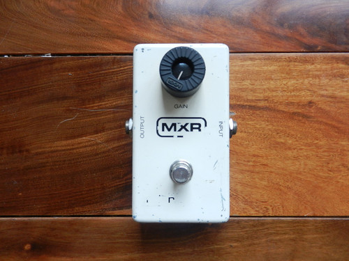 ギター Mxr / micro amp Vintage 1979? Vintage MXR Micro Amp vs Newer MXR Micro Amp - YouTube