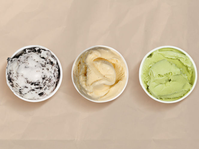 3 bowls of different flavored ice creams