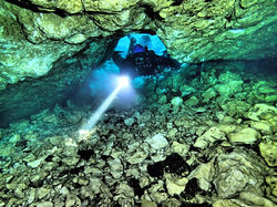 Cave Diver Diving College