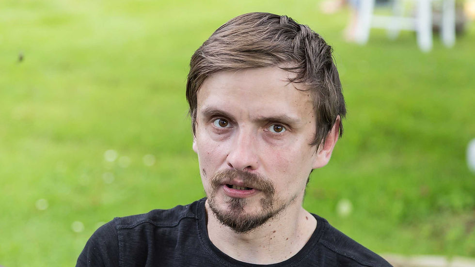 Meie ametid on nii kunstnikutöö, lavastaja ja lavatöölised oleme ise Foto: Helar Laasik