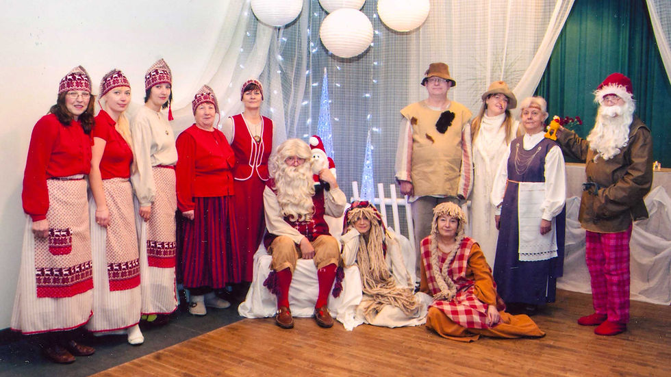 Jõulumaa meeskond Jõgeva kultuurikeskuses                                                                  Foto: Hillar Laane erakogu 