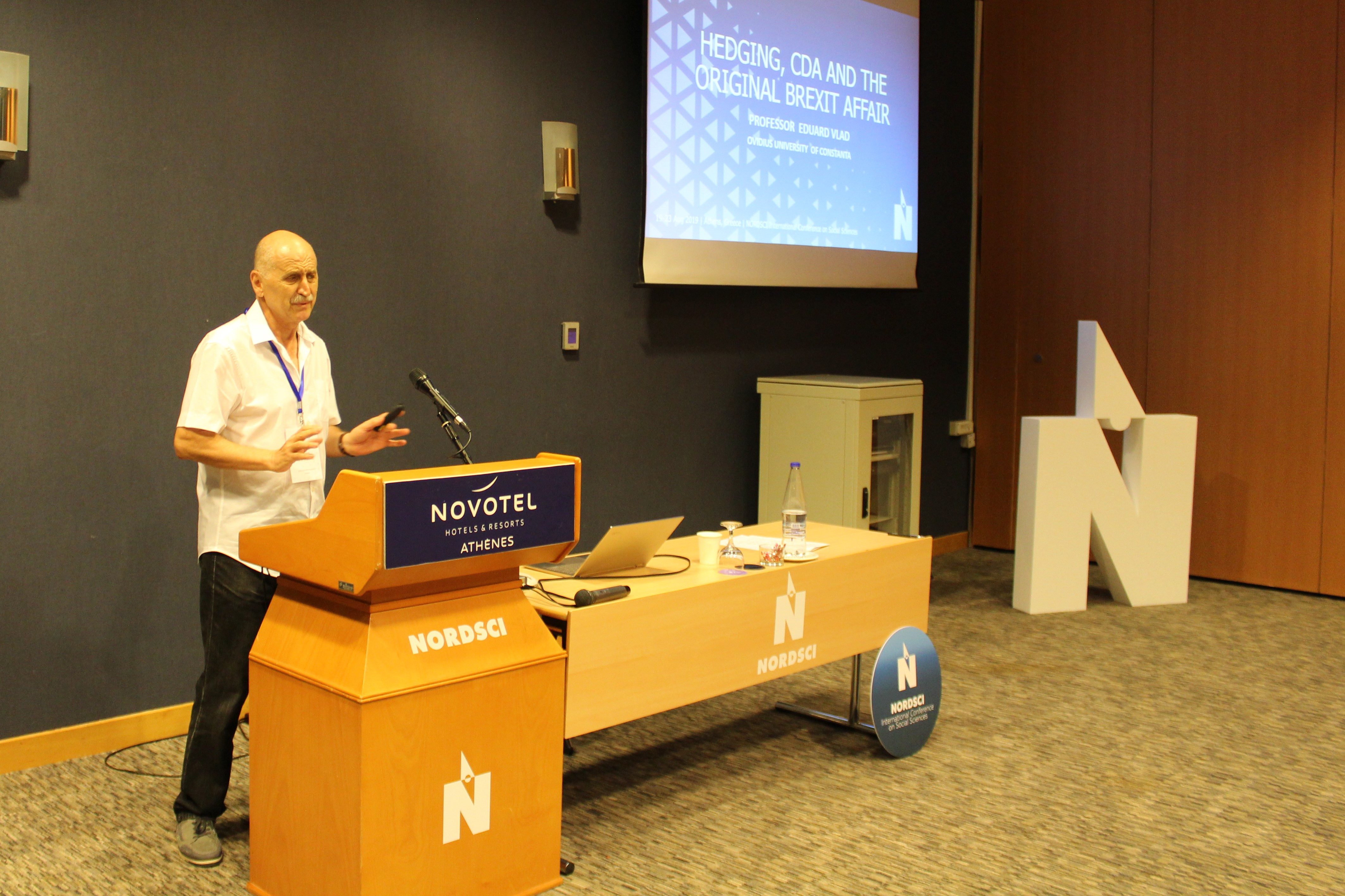 Prof. Dr. Eduard Vlad