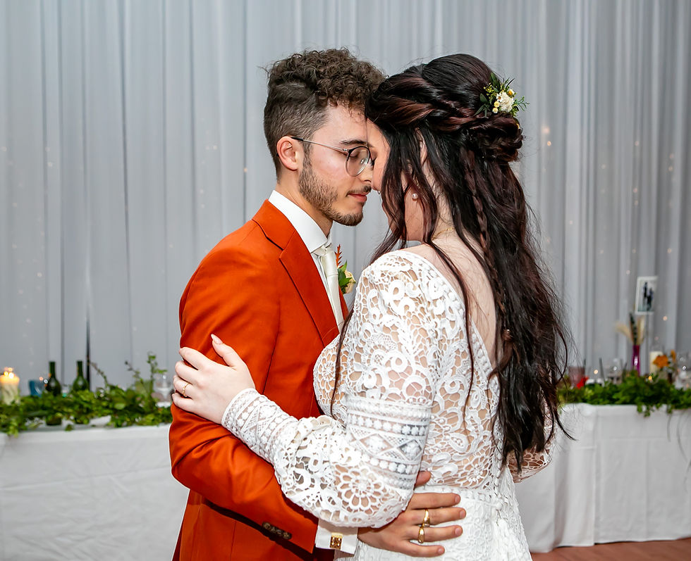 Storytelling wedding photographer in Kamloops BC - 7 reasons couples choose documentary wedding photography