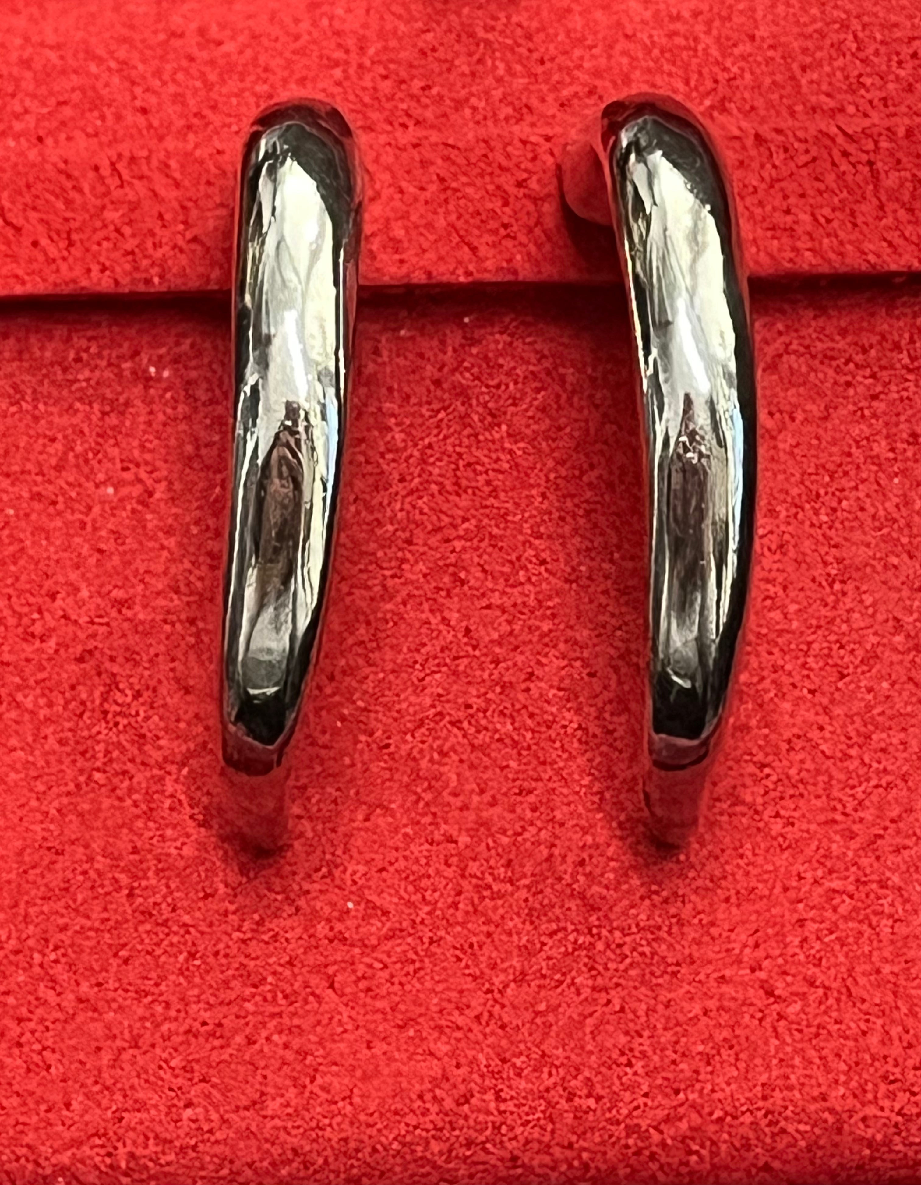 Madness Orecchini Donna Mezzo Cerchio | Argento | Eleganza Senza Tempo