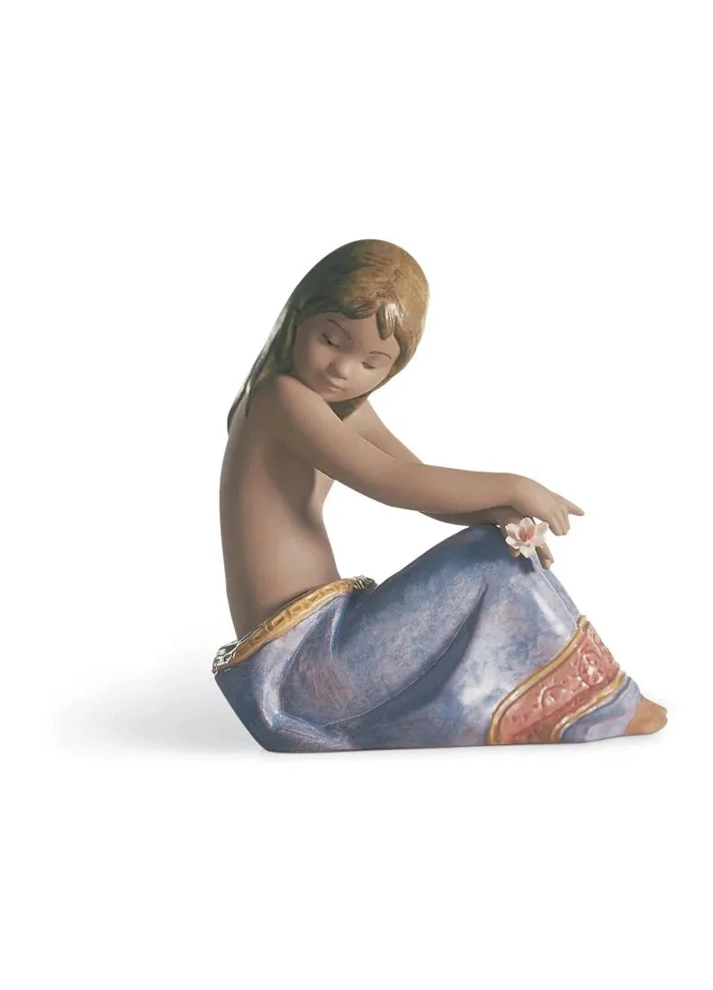 Lladrò Scultura Mari del Sud | Gres Porcellanato | Pareo Blu e Ocra