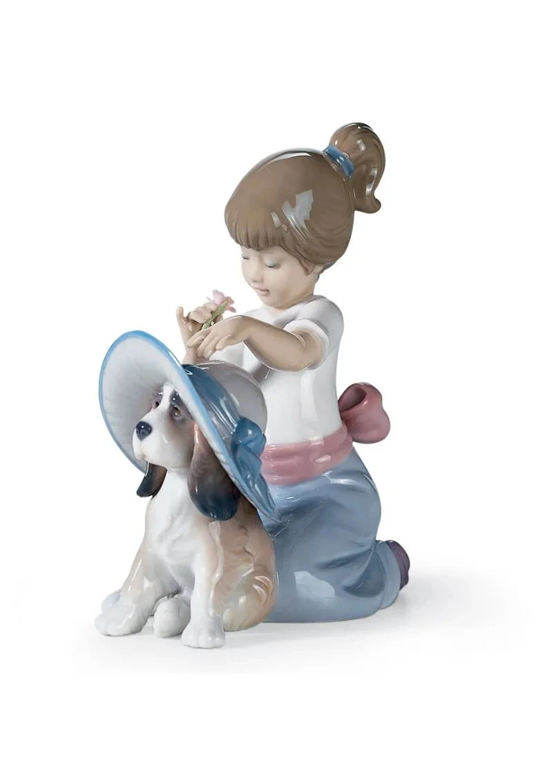 Lladrò Scultura Ragazza glitter con cucciolo | Porcellana glitter | Fiocco rosso