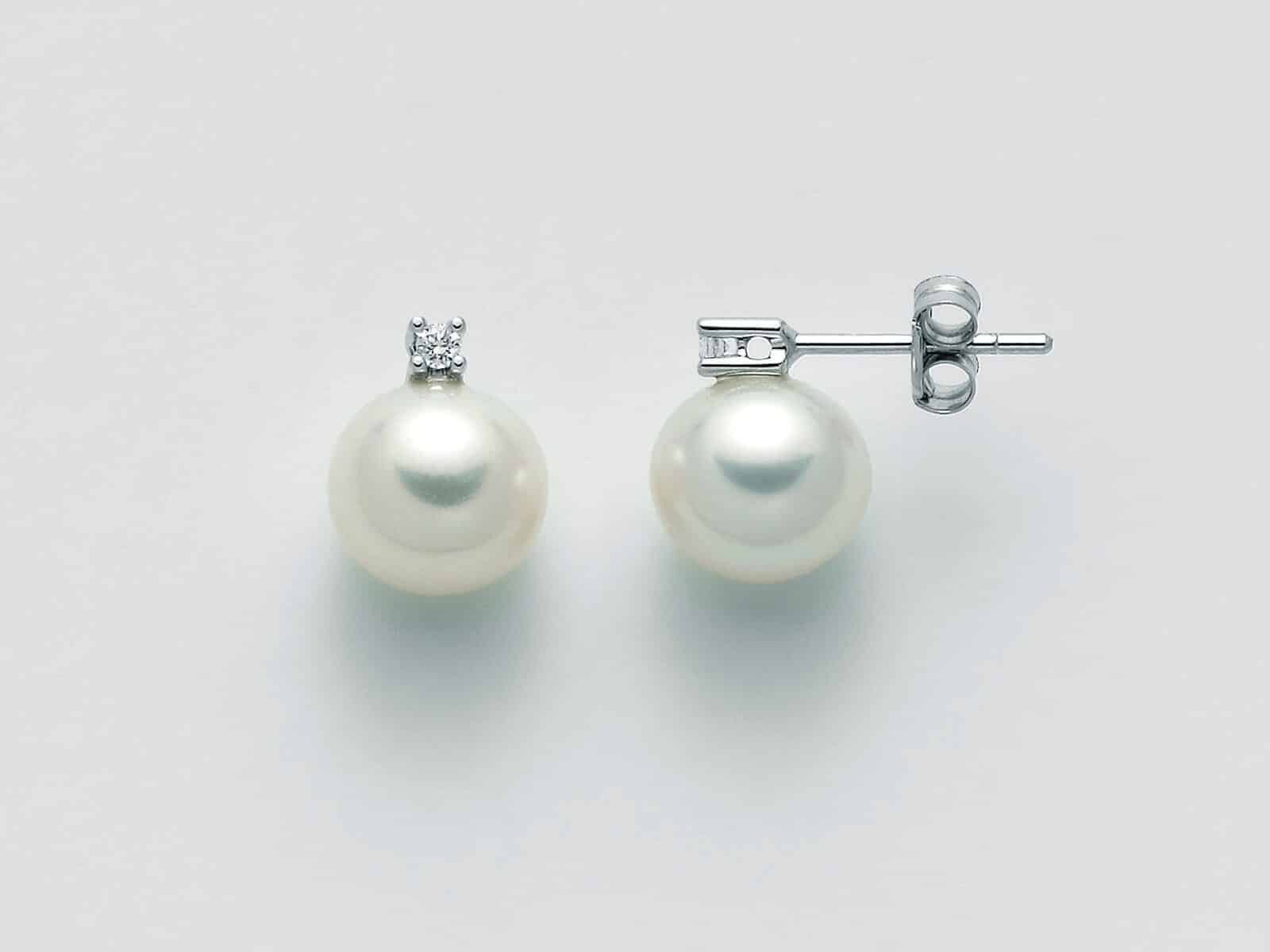 Orecchini Miluna in Oro Bianco con Perle e Diamanti PER2303