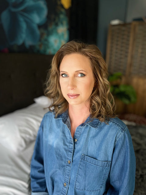 makeup for women over 40. best makeup artist turlock