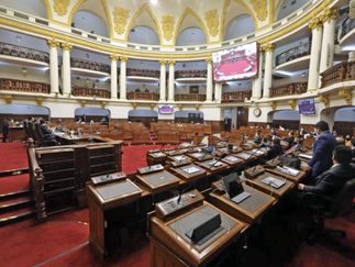 Congreso: Pleno aprobó ley que establece impedimentos para postular