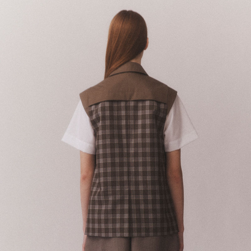 Thumbnail: Patched ribbon collar sleeveless blazer