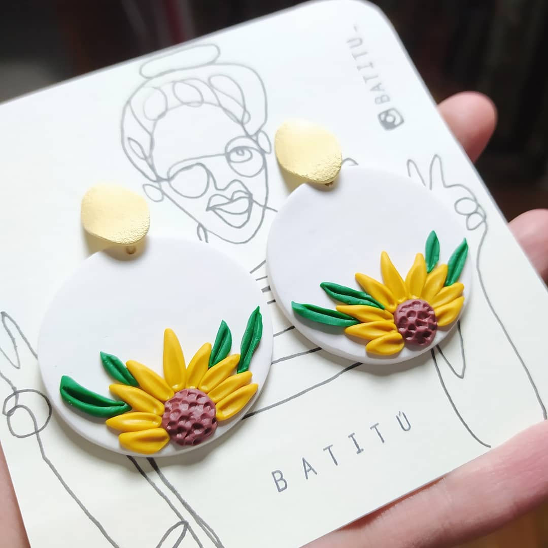 Girasoles pin dorado