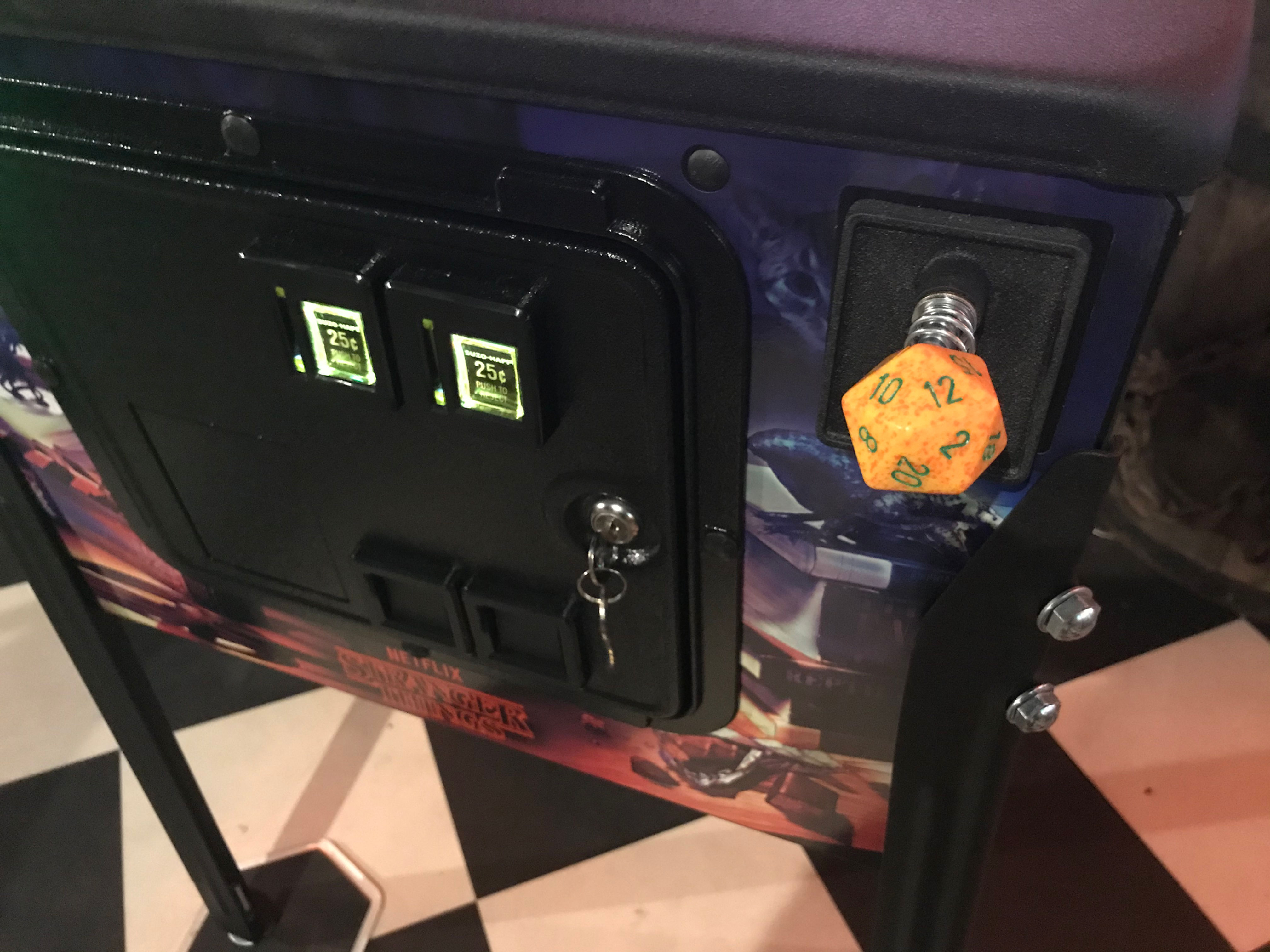 20 sided dice for Stranger Things Pinball