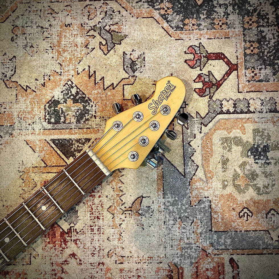 Miniatura: GUITARRA SHAPER WOLFGANG