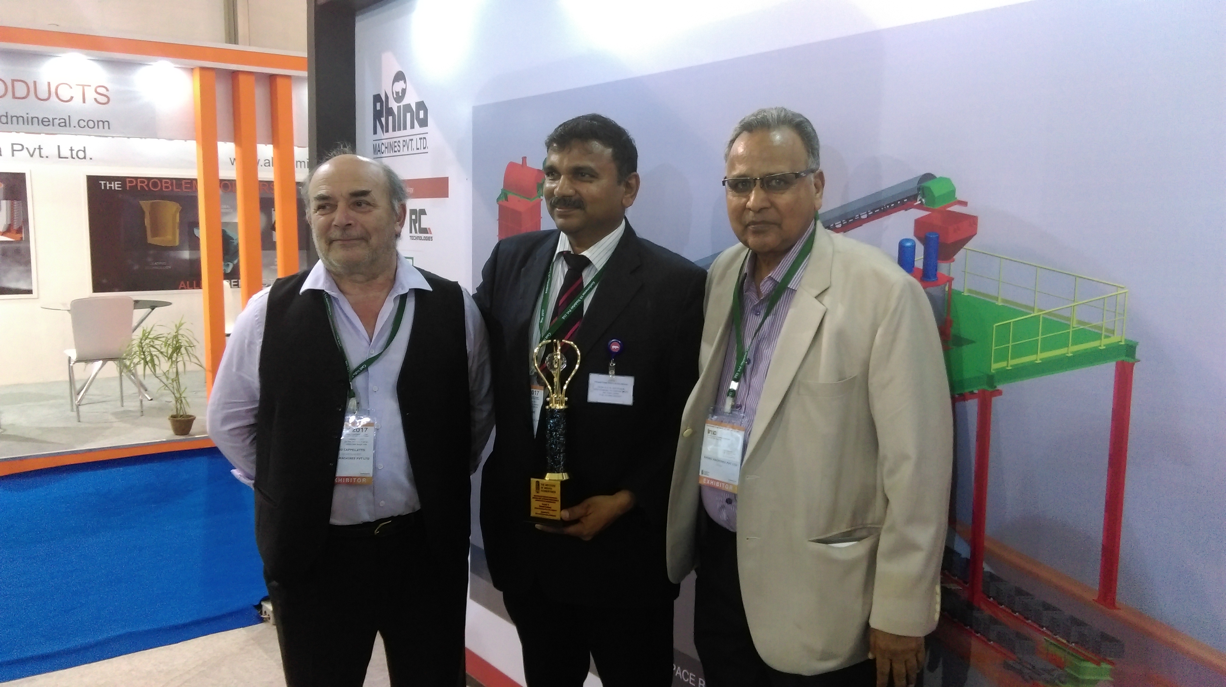 Chandran Menon Memorial Award with Rhino founder R C Kothari and Fondarc founder Renzo Cappelletto