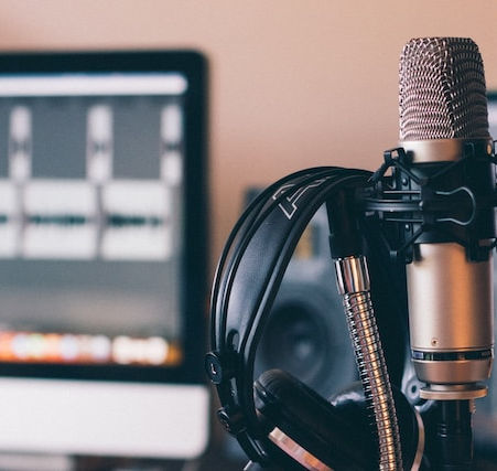 How to Get Voice Over Work: A Guide for Voice Actors