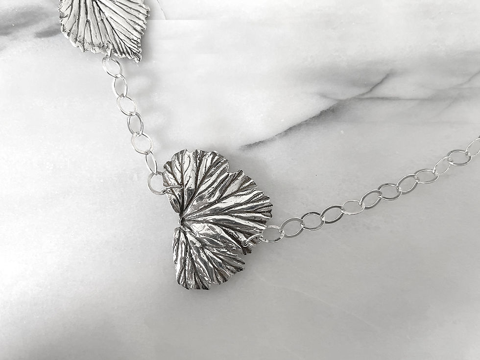 Miniatura: Collar cadena de tres hojas