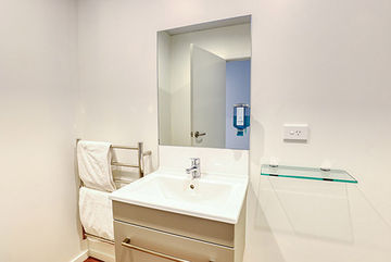 Hotel Deluxe Room