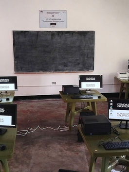 Sala Informatica della Scuola di Silangwa (Zambia)