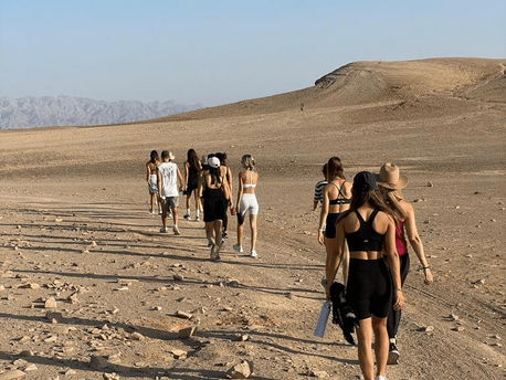 סדנת יוגה בערבה עם תמר עדי 19-21/1